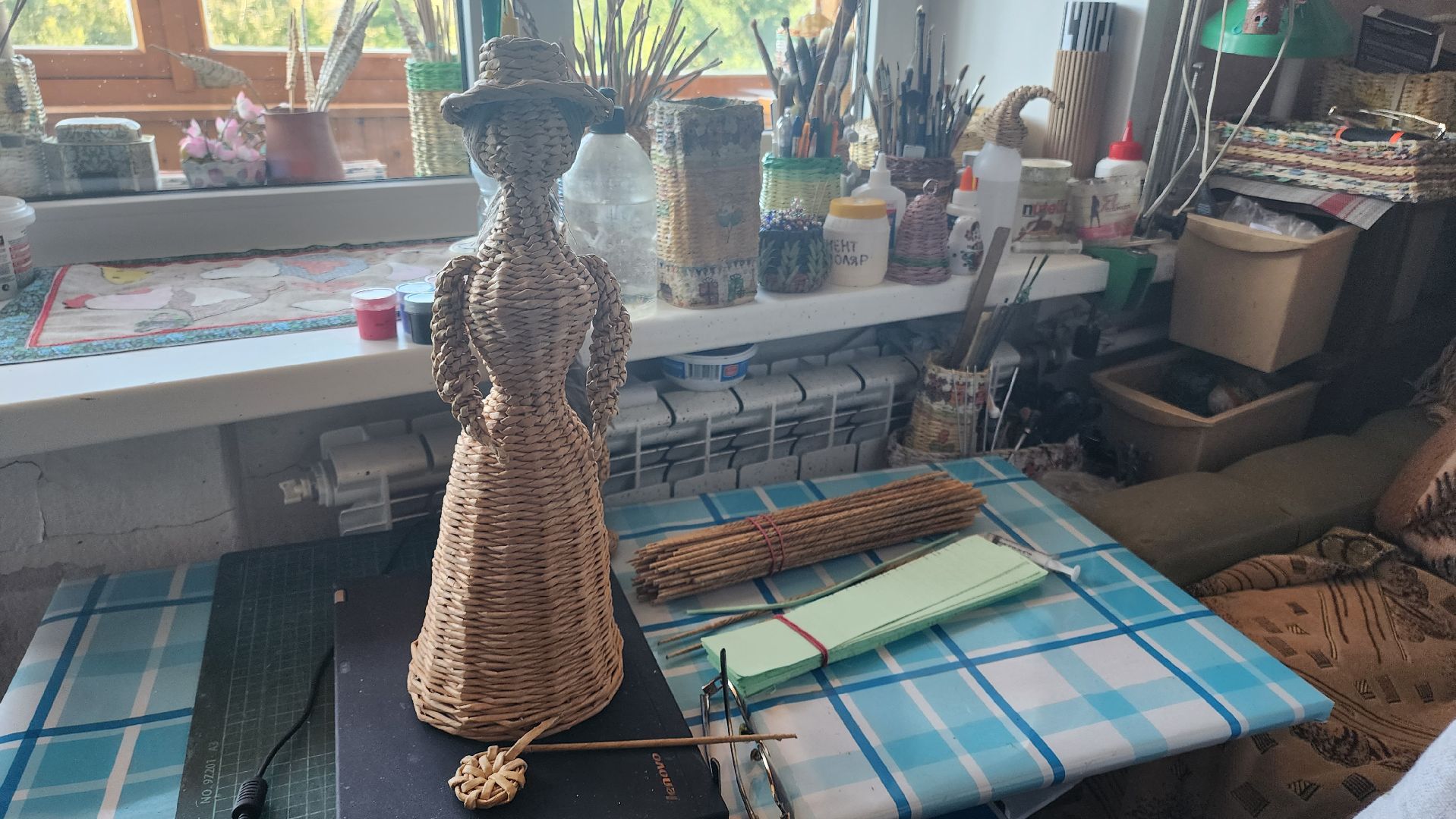 Кашира, куклы, объемные картины, творчество, бумажная лоза