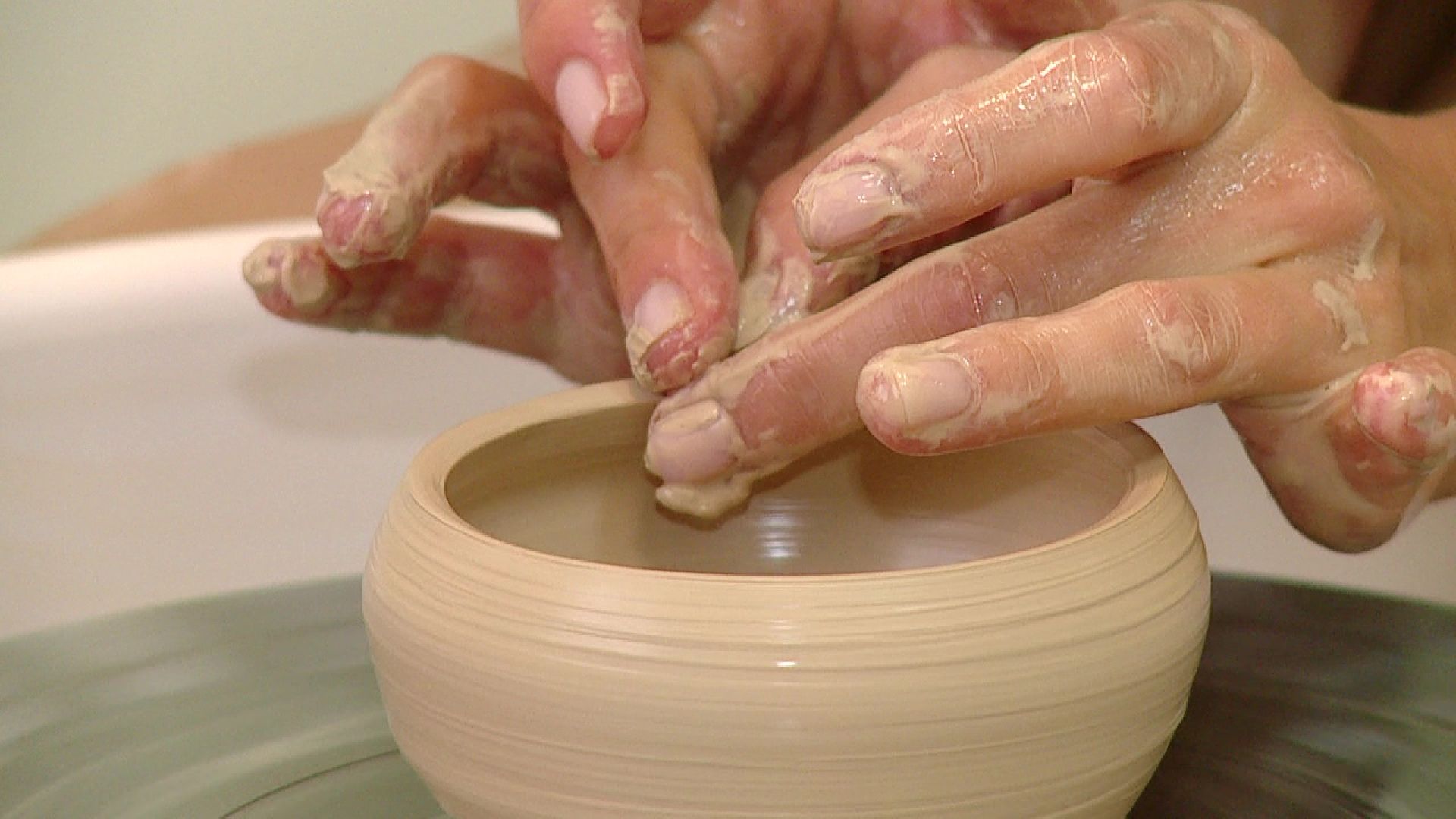 Реутов, гончарный круг, глина, творчество