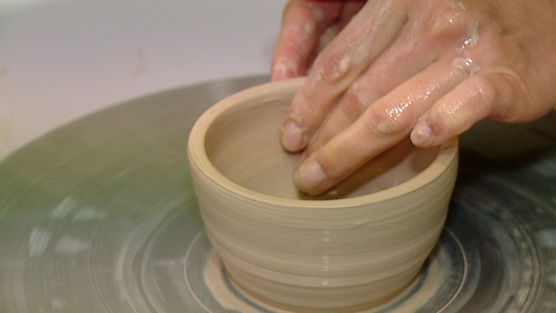 Реутов, гончарный круг, глина, творчество