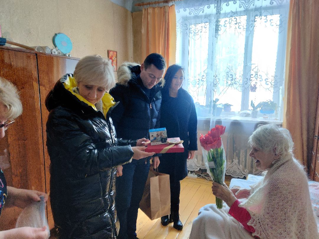 Красноармейск, 8 марта, женщины герои, депутат Легков, ветераны ВОВ, жены бойцов СВО