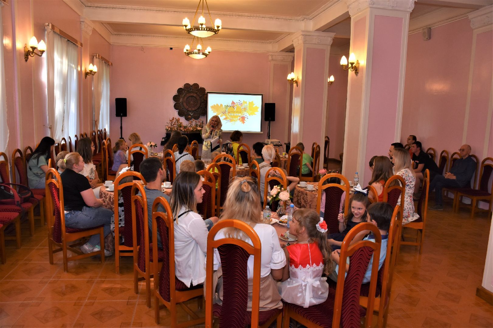 подарок, рюкзак, канцтовары, малообеспеченные, семьи