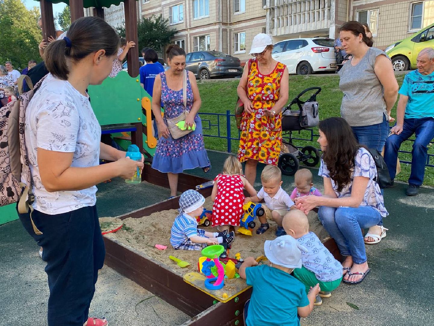 Чехов, праздник, двор, жители, депутат, ЖКХ, администрация