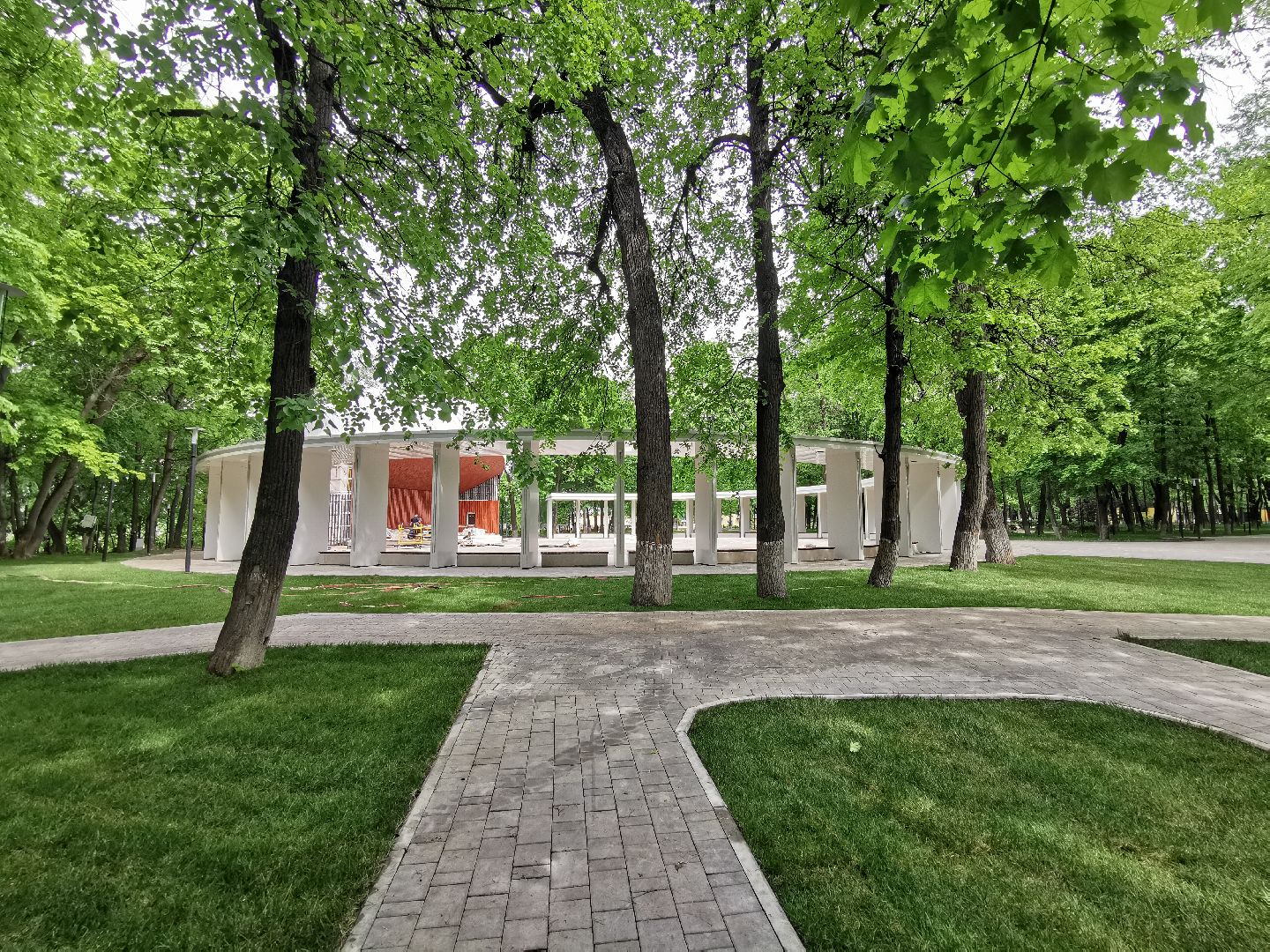 Подольск, танцы, парк