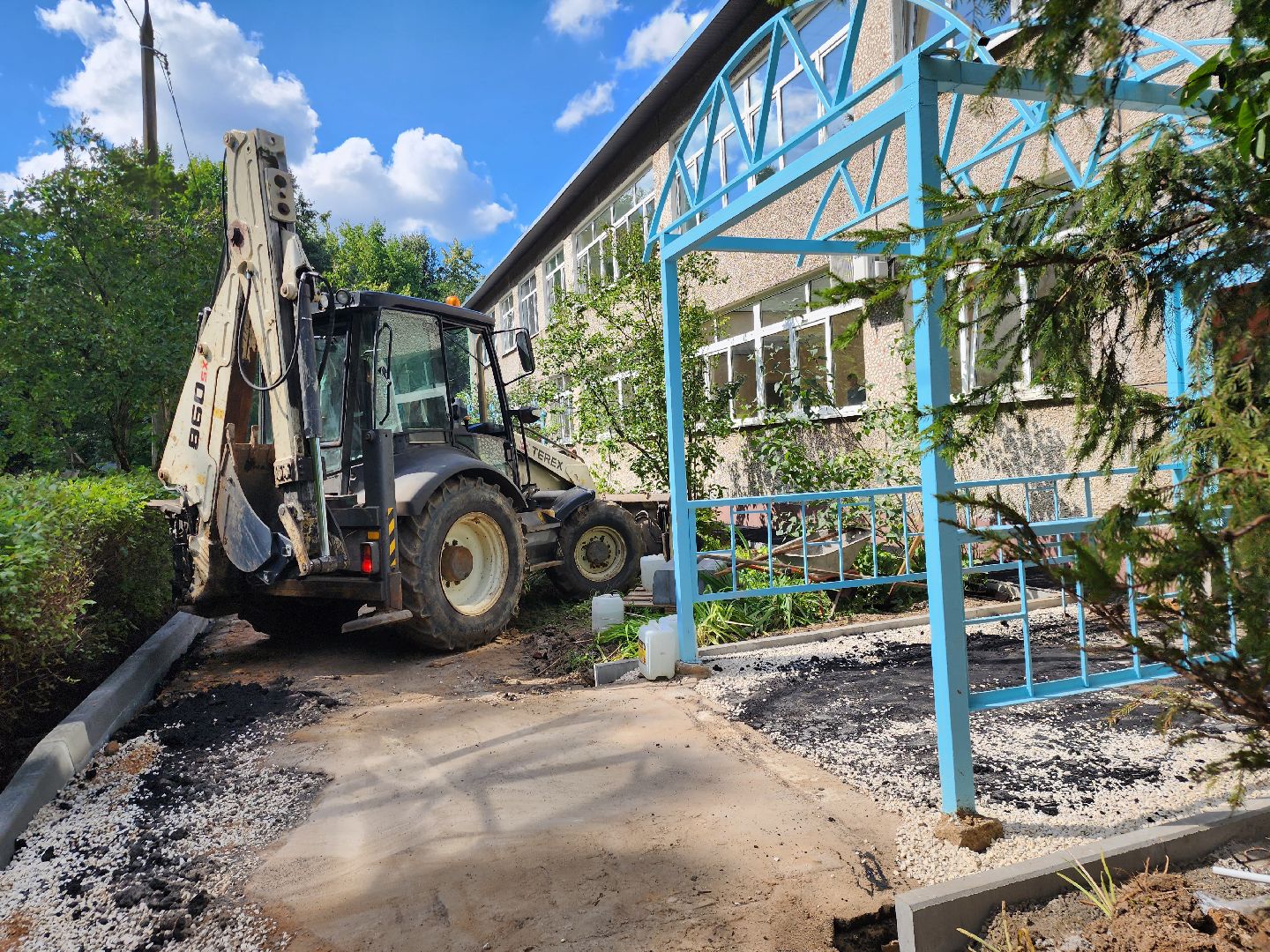 1 сентября, школа 10, ШОВЗ Мытищи, открытый стадион