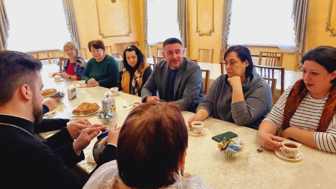 Подмосковье, Пушкинский, храм, волонтеры,