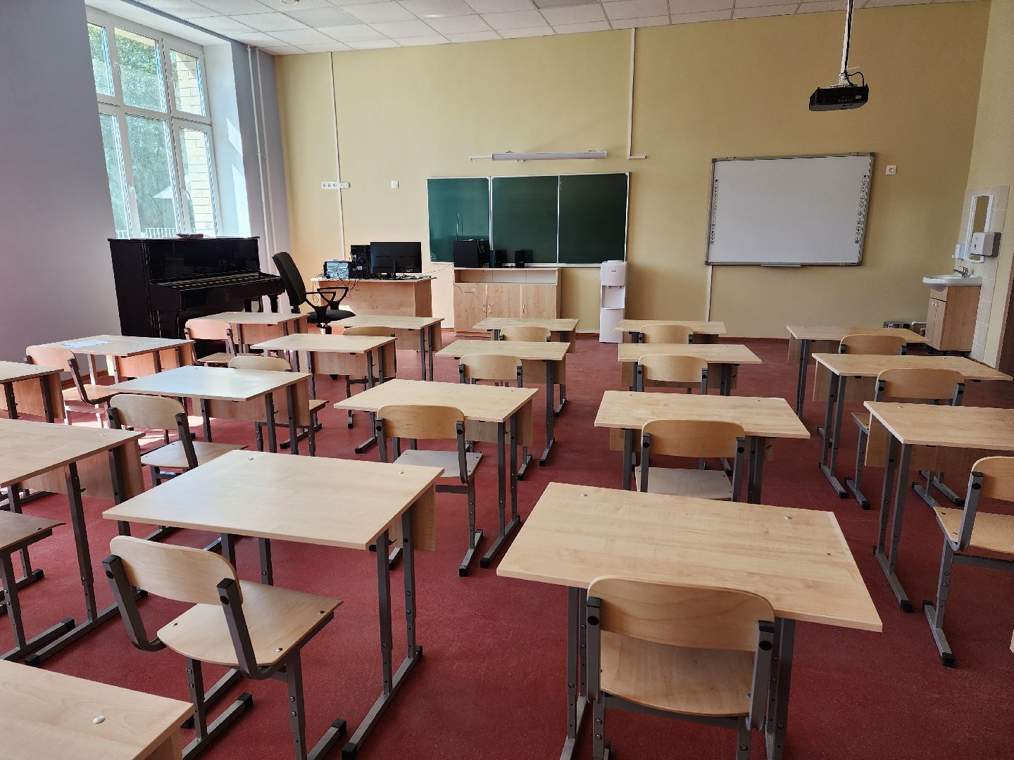 Раменское, строительство, пристройка к школе №6, готовность к открытию 1 сентября