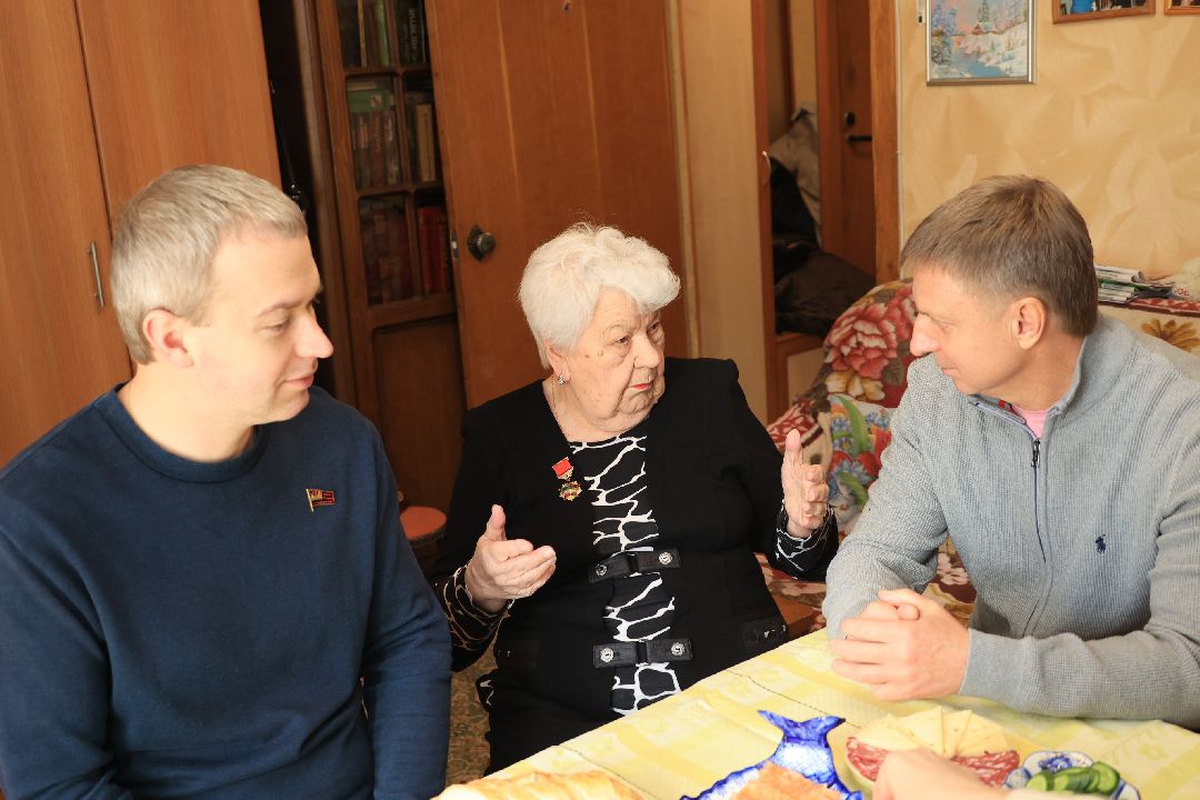 Ветеран ВОВ, 8 Марта, поздравление, Дзержинский