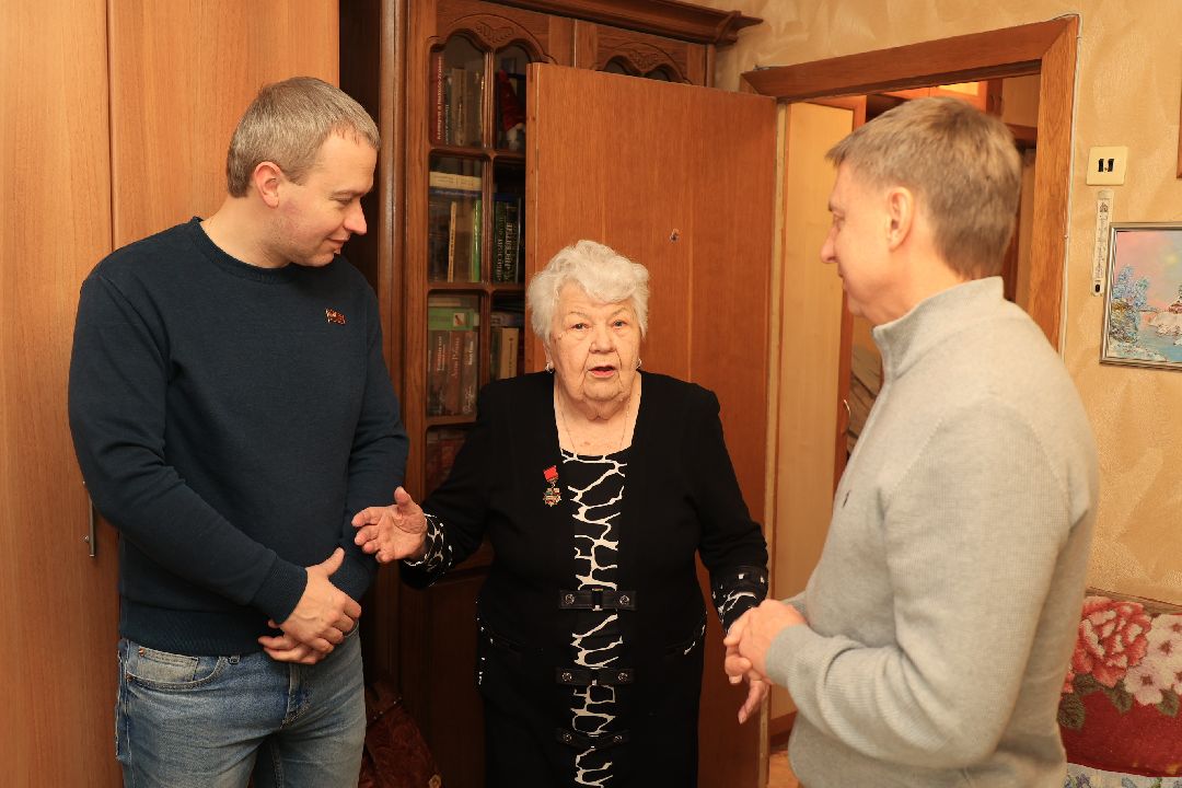 Ветеран ВОВ, 8 Марта, поздравление, Дзержинский