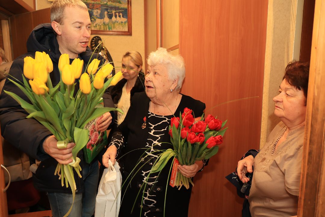 Ветеран ВОВ, 8 Марта, поздравление, Дзержинский