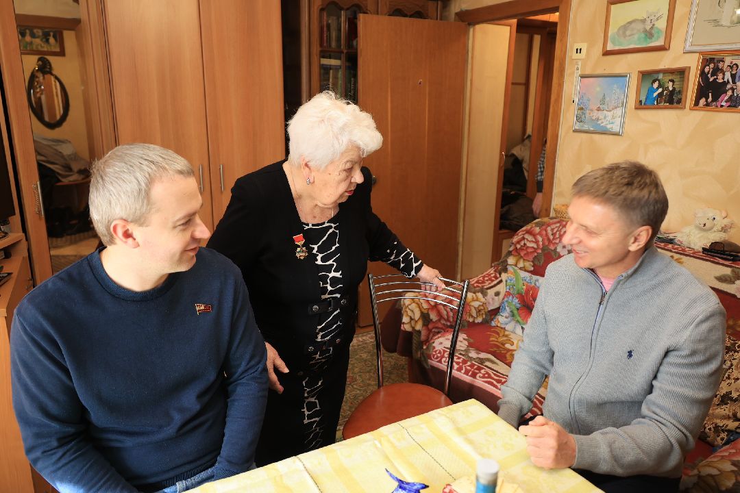 Ветеран ВОВ, 8 Марта, поздравление, Дзержинский