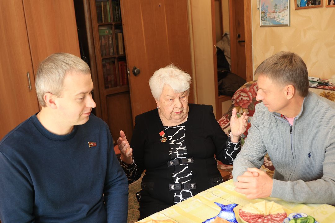 Ветеран ВОВ, 8 Марта, поздравление, Дзержинский