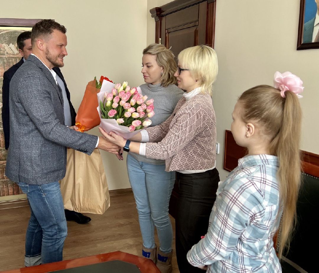 Истра, сыр, Сирота, СВО, жены, акция, 8 марта