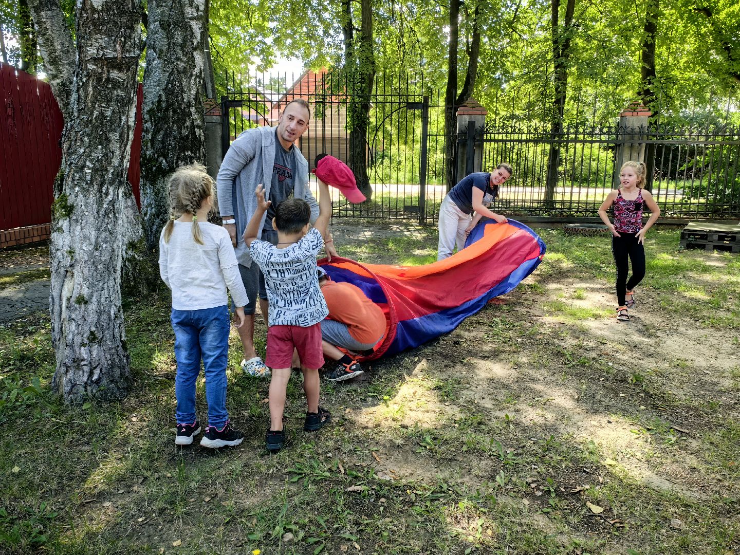 Флаг, квест, игра, рисунок, асфальт, дети