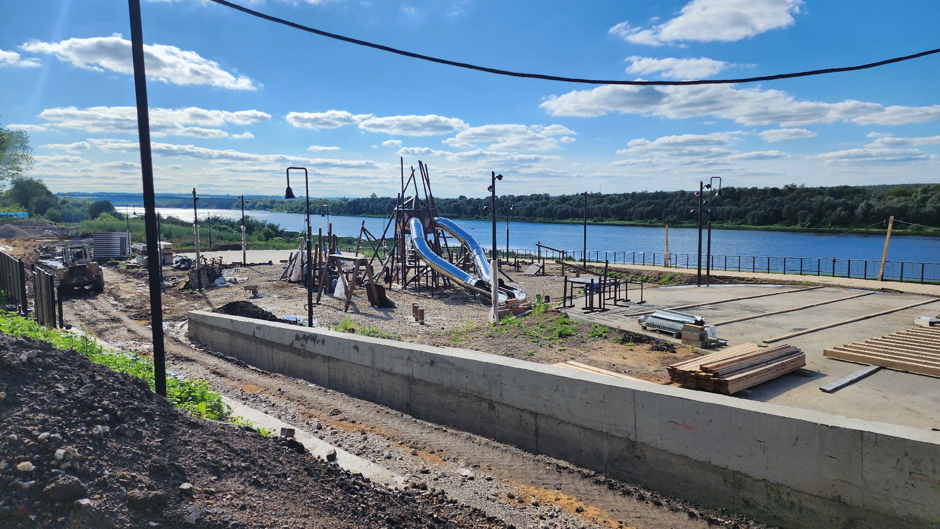 Кашира, набережная, благоустройство, детская площадка, освещение