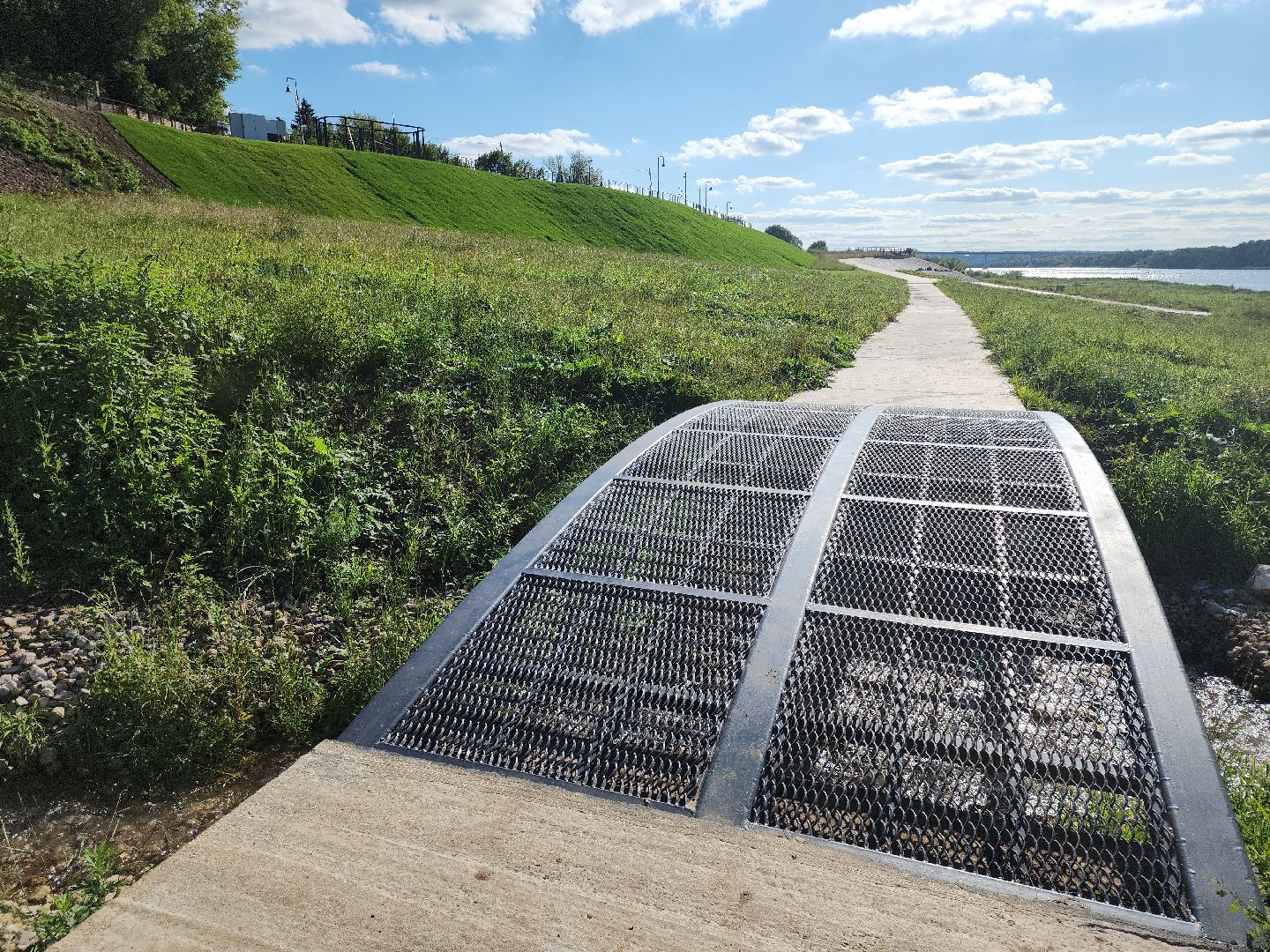 Кашира, набережная, благоустройство, детская площадка, освещение