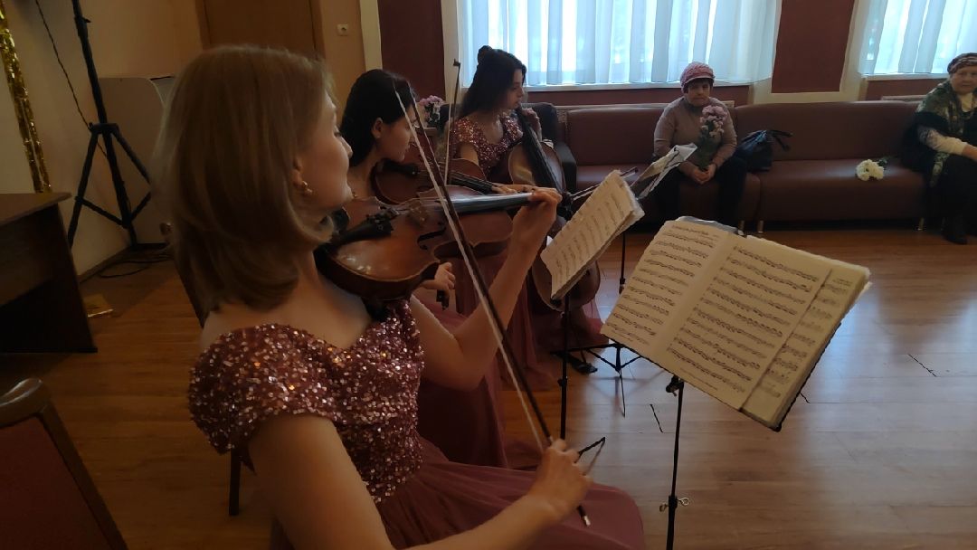 Весна в Подмосковье, Пушкино, Пушкинский, 8 марта, Международный женский день, цветы, весна,