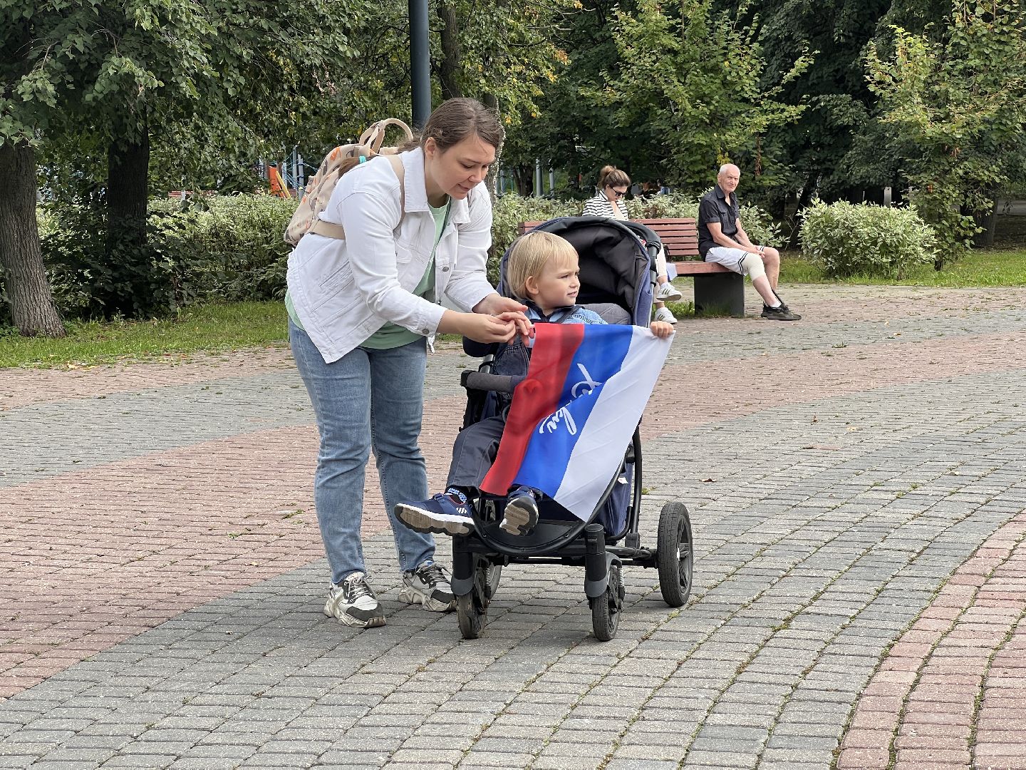 Химки, праздник, День государственного флага, парк, концерт