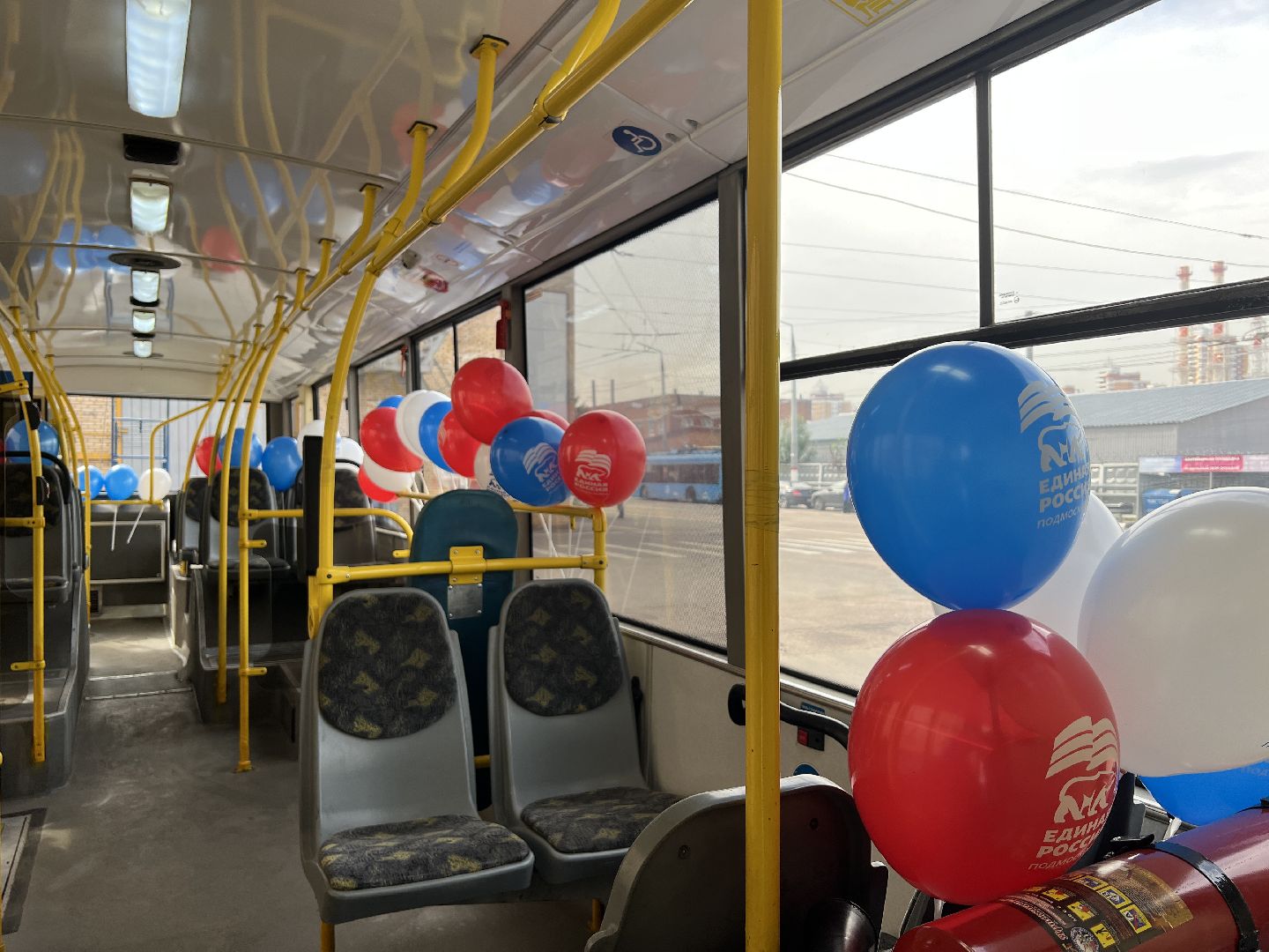 Химки, транспорт, троллейбус, химкиэлектротранс, День государственного флага