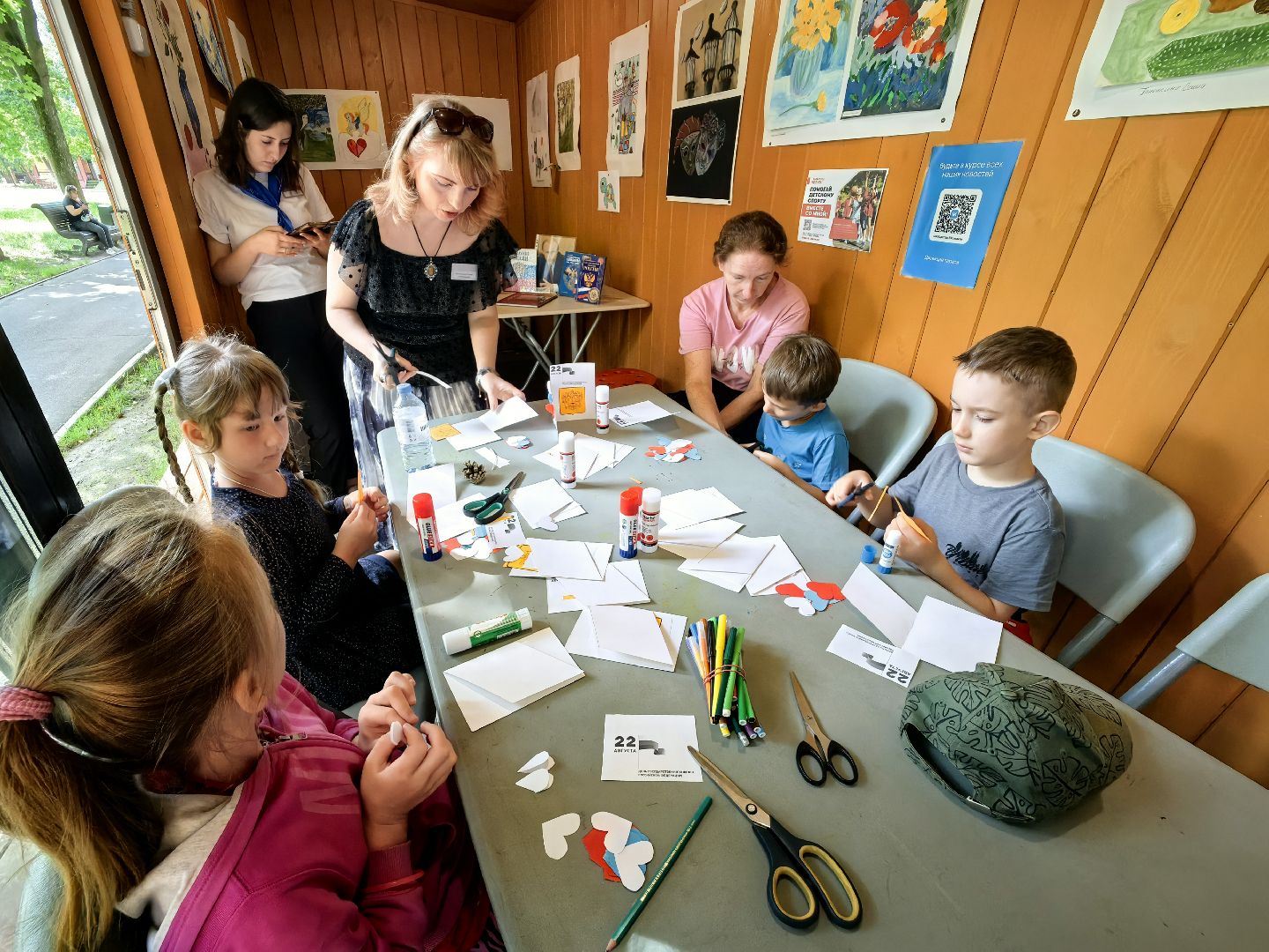 Мастер-класс, флаг, бумага, клей, парк