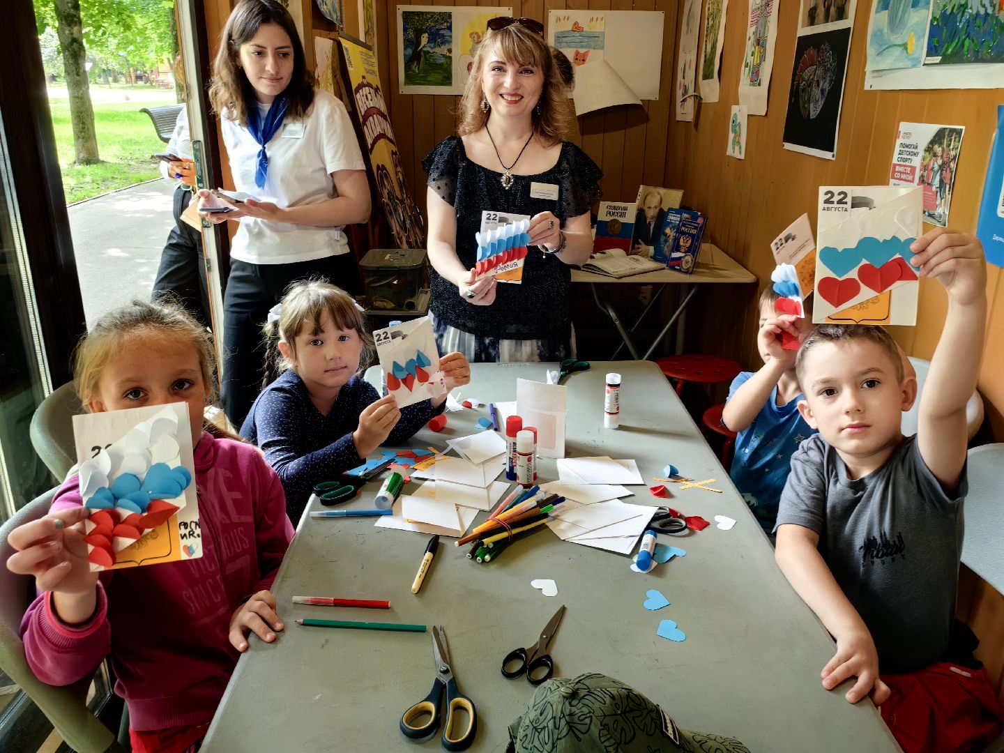 Мастер-класс, флаг, бумага, клей, парк