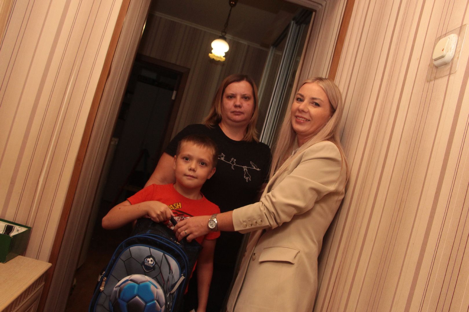 поддержка, образование, подарок первокласснику, рюкзак, школьные принадлежности