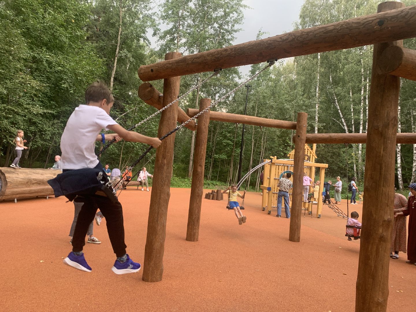 Балашиха, Подмосковье, благоустройство, берёзовая роща, сквер, день флага России, спортплощадка