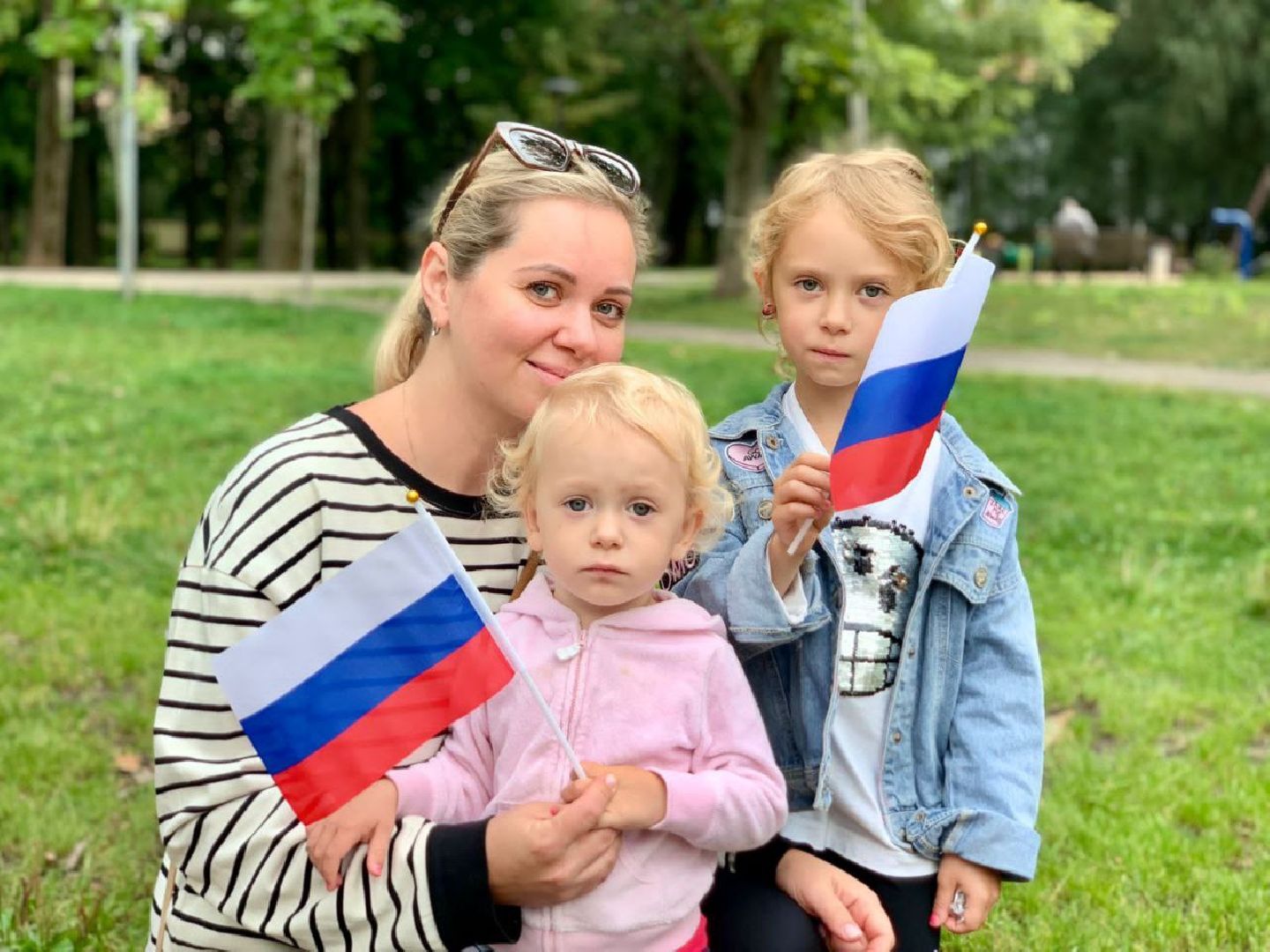 Реутов, День флага, мероприятия, мастер-классы, каллиграфия, танцы