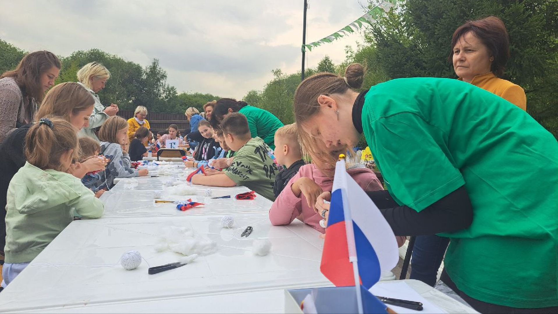 Реутов, День флага, мероприятия, мастер-классы, каллиграфия, танцы