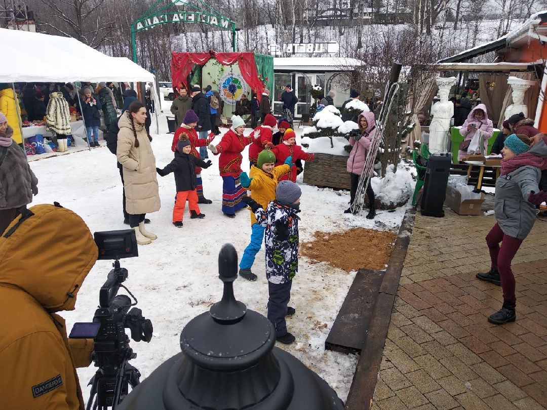 Дмитров, Тюльпанов день, Мастера сада, 8 марта