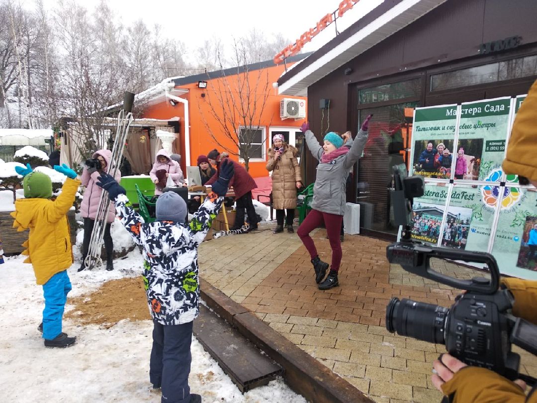 Дмитров, Тюльпанов день, Мастера сада, 8 марта
