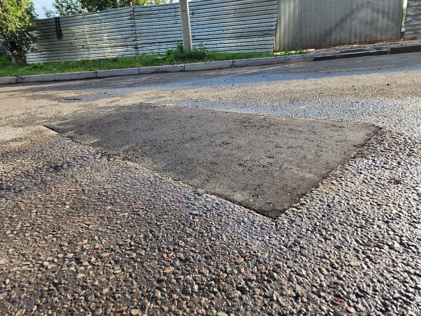 Домодедово, Подмосковье, улица Текстильщиков, ремонт дорог, ямочный ремонт, дорожное покрытие, качественные дороги