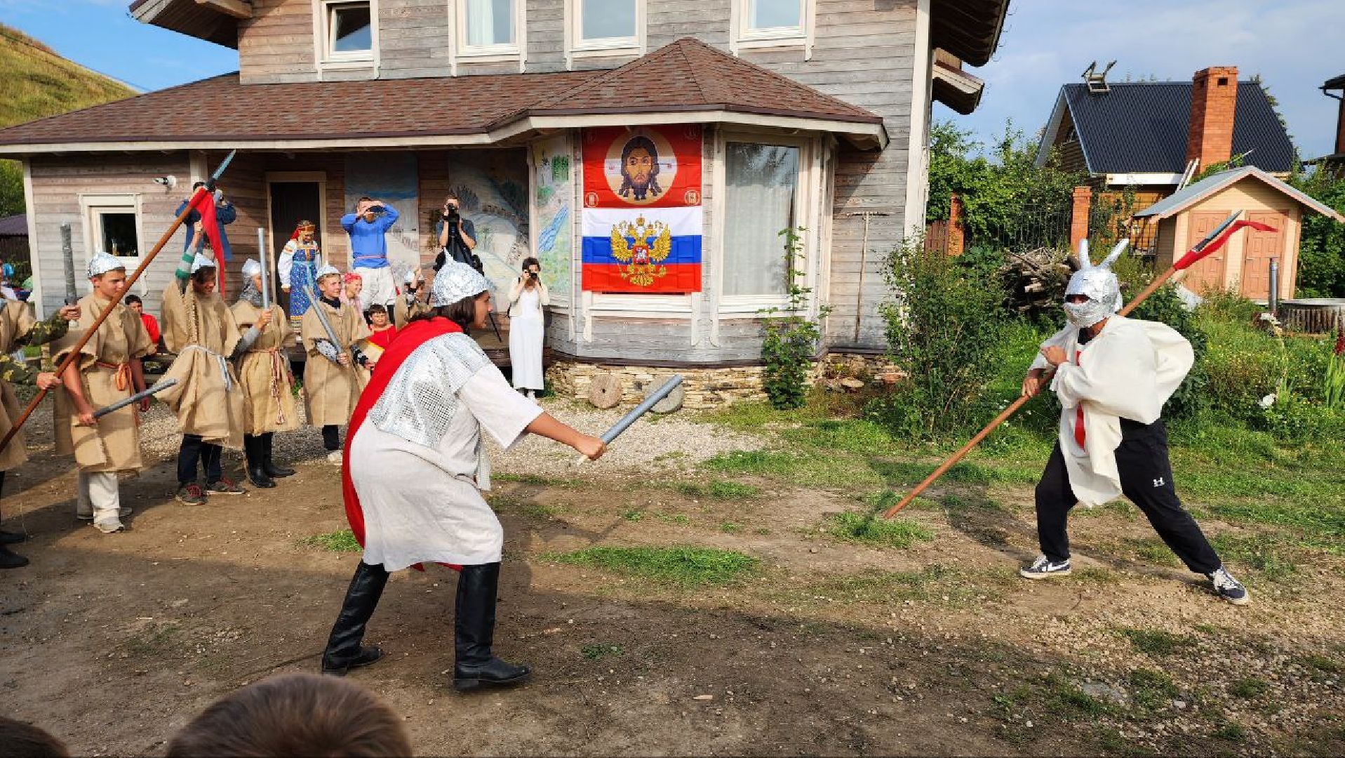 Дмитров, Ремесленная слобода Глушенковых, Хор Богоявление