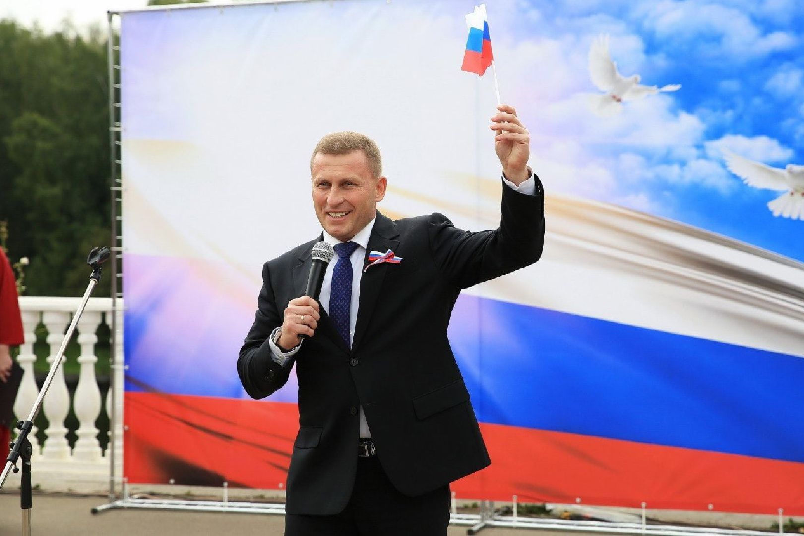 Долгопрудный, День флага, артисты, спилс-карта, триколор