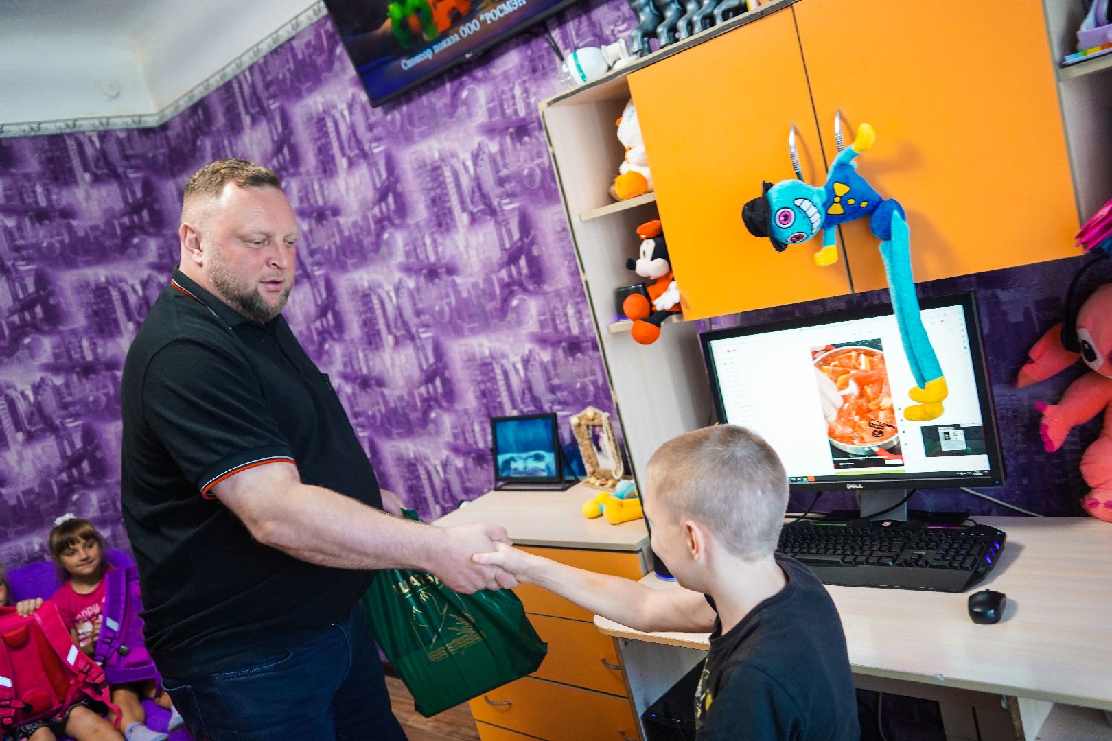 #БольшаяШатура#первоклашки#подарки#рюкзаки