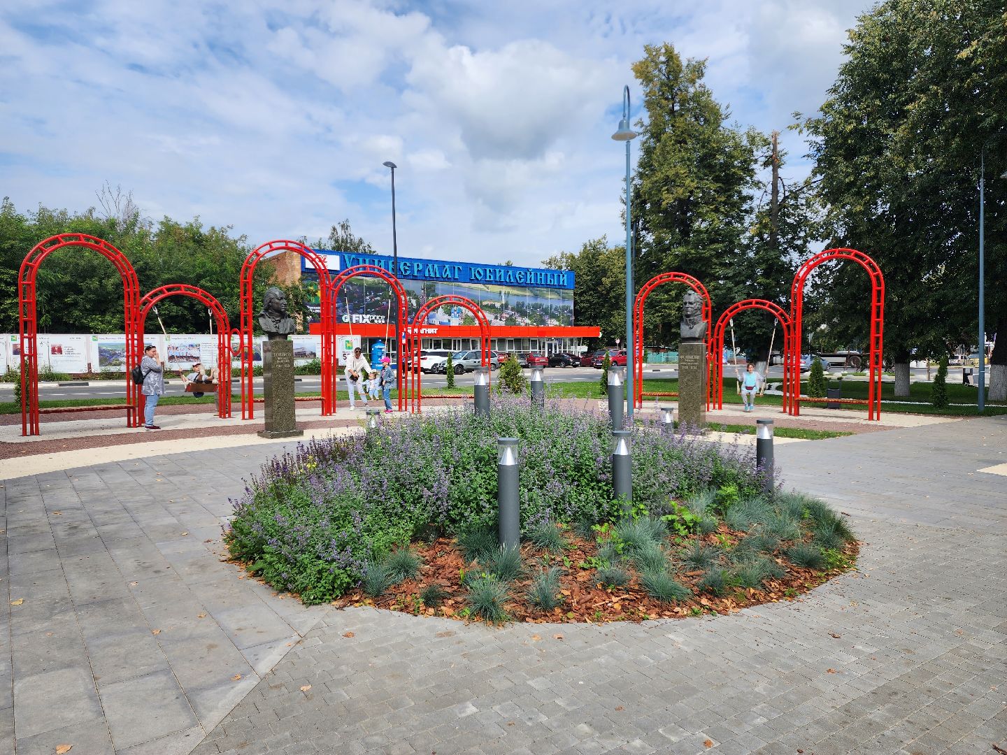 Бронницы, благоустройство, площадь имени Тимофеева открыли после масштабной реконструкции