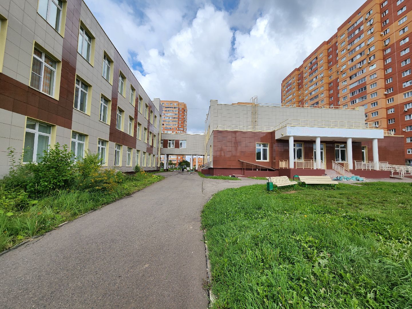 Звенигород, образование, школа КвантУм, список лучших школ