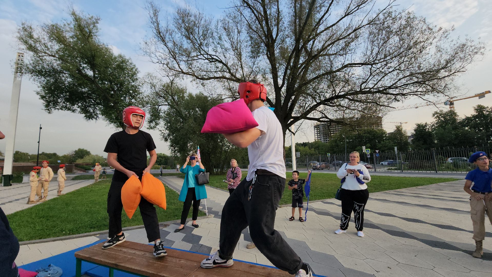 Мытищи, день флага, центральный парк