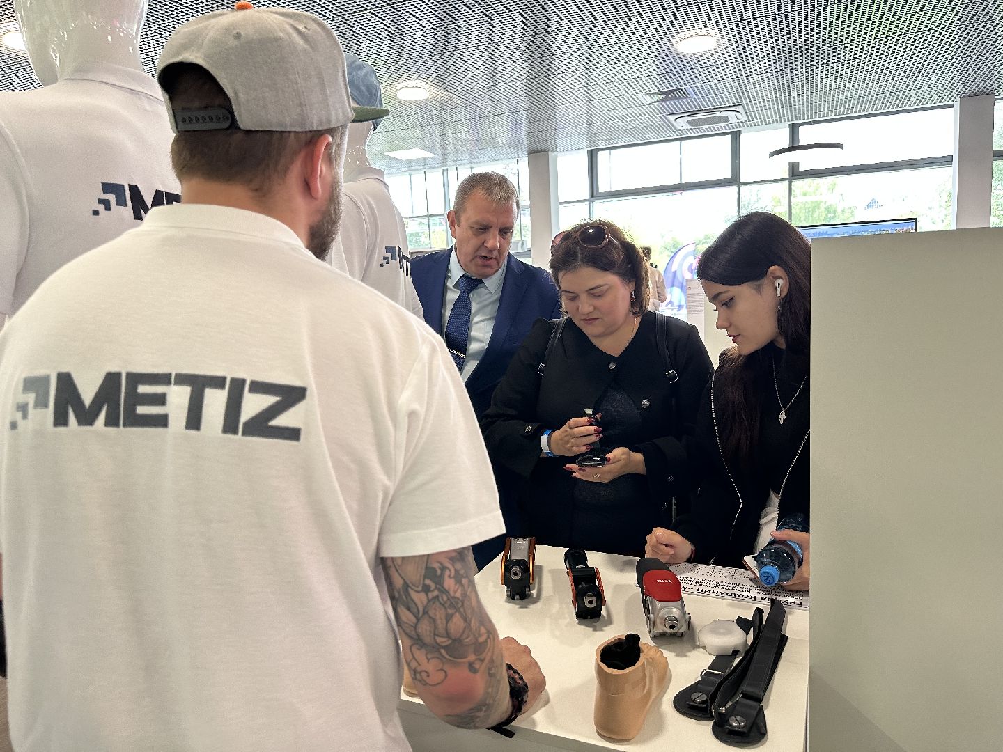 Выставка, модули, стопы, награждение