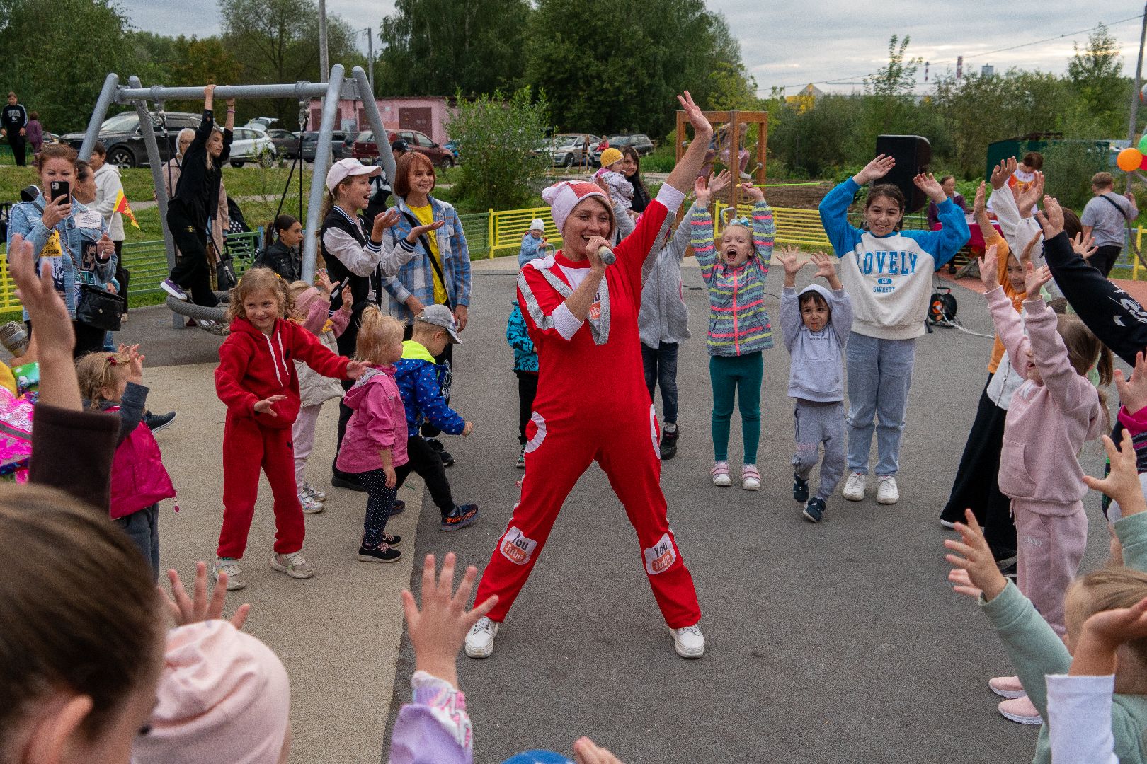 Подмосковье, Егорьевск, ЖКХ, сосновая, праздник, дворник, электрик