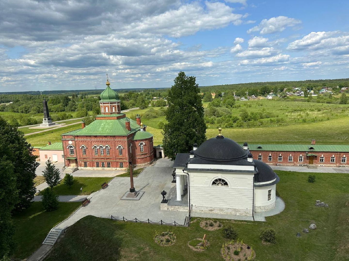 Можайск, Можайский городской округ, Подмосковье, религия, вера, монастырь, обитель, монашество, жизнь, православная церковь, традиции, традиции монашества