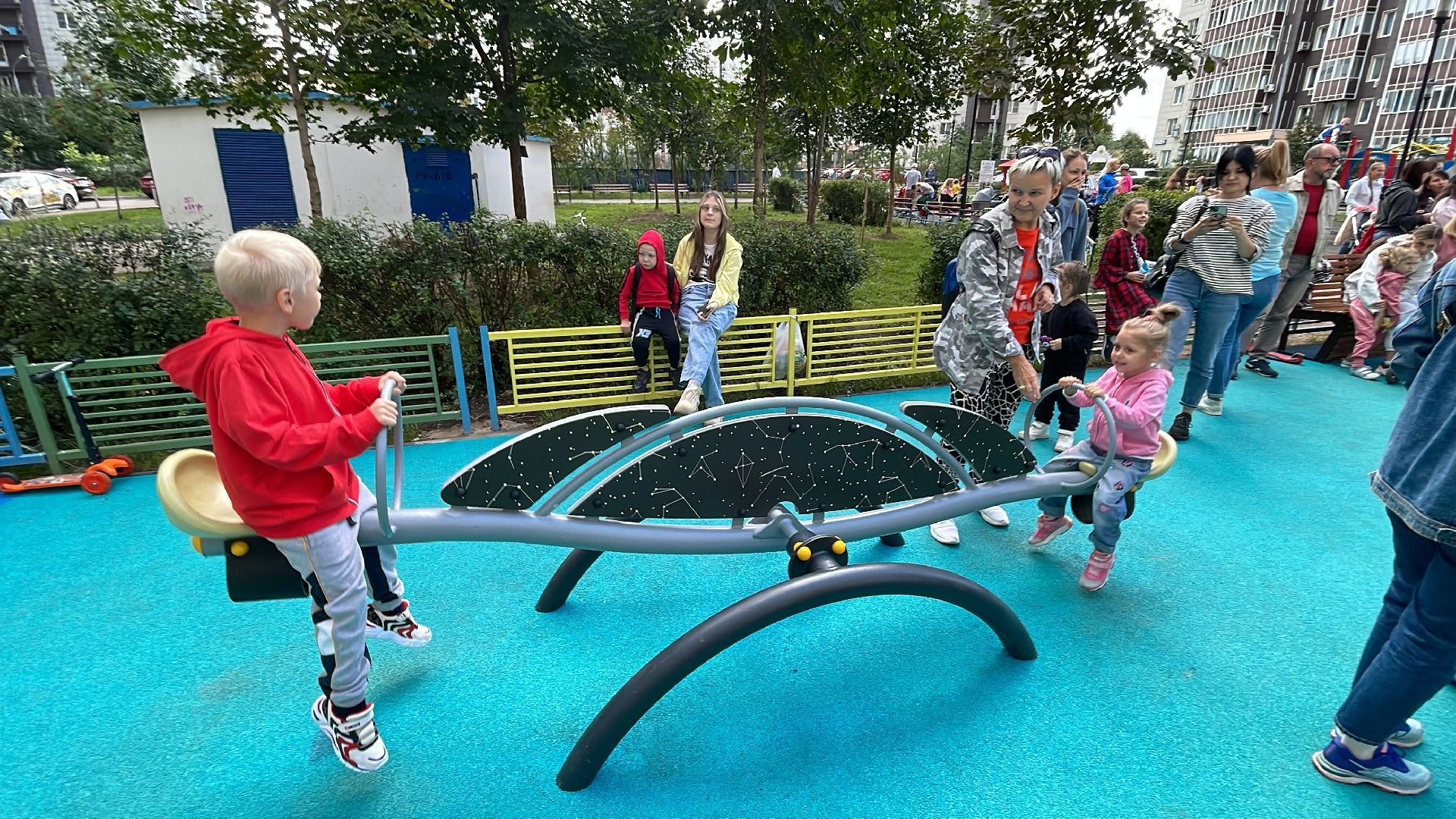 Одинцово, благоустройство, детская площадка, губернатор, программа, мороженое, космос