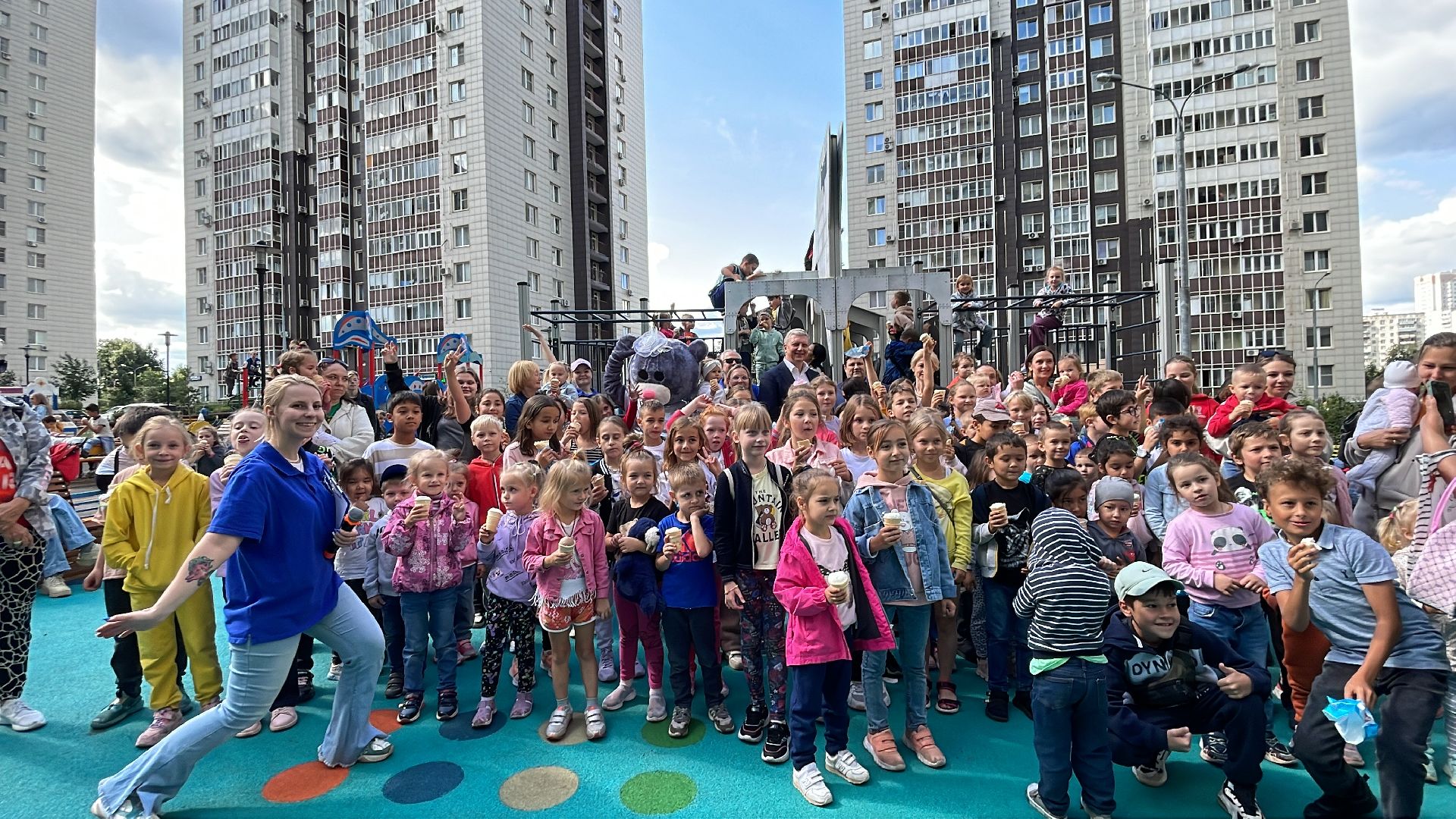 Одинцово, благоустройство, детская площадка, губернатор, программа, мороженое, космос