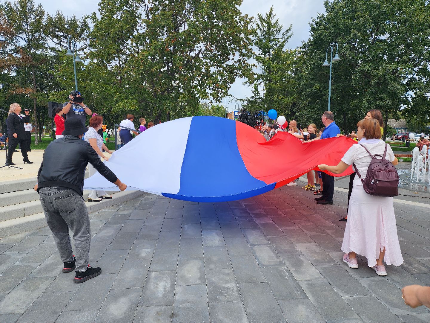 Бронницы, общество, День российского флага, студентка колледжа о патриотическом мероприятии