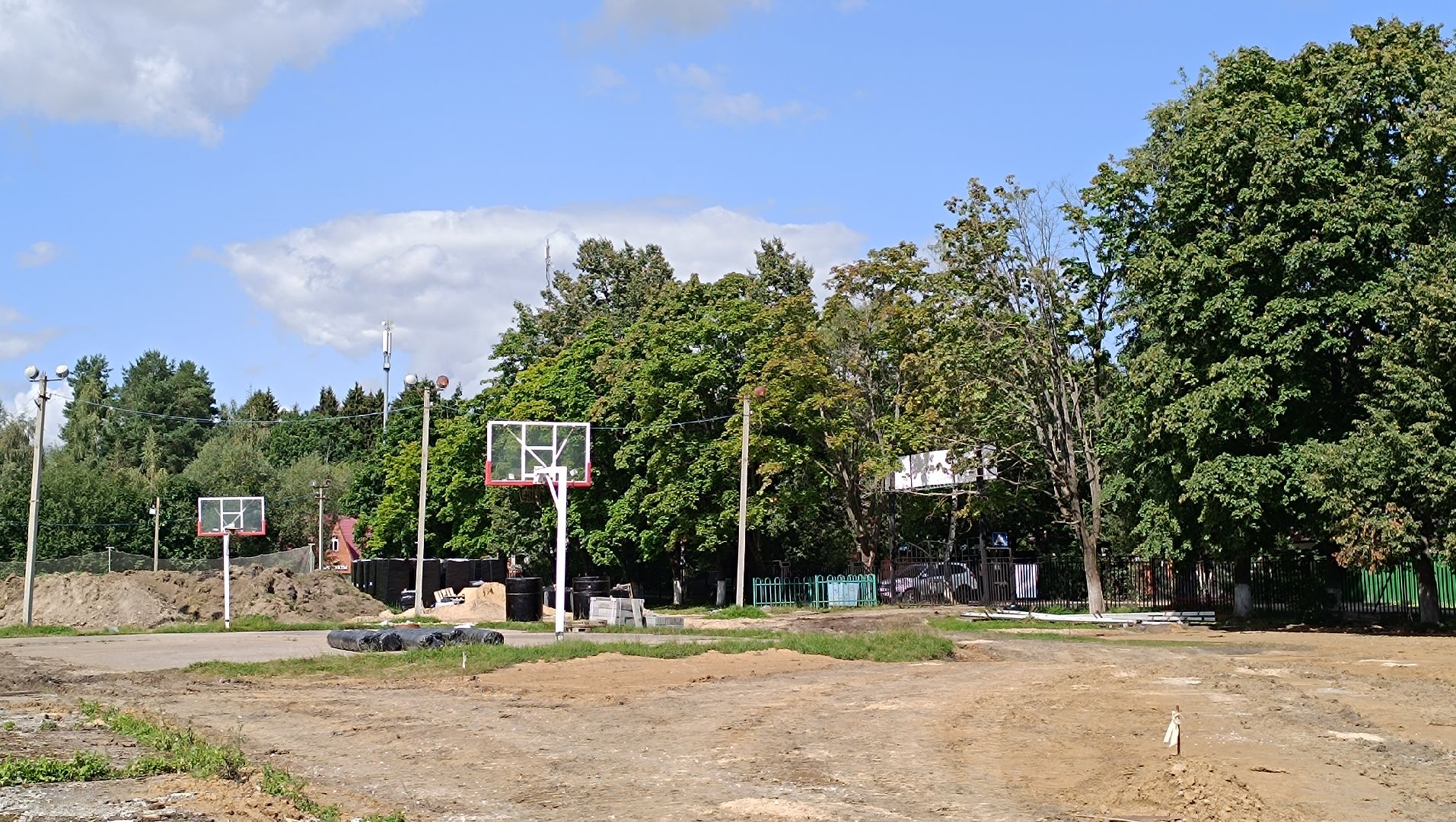 Лобня, стадион, спорт, строительство