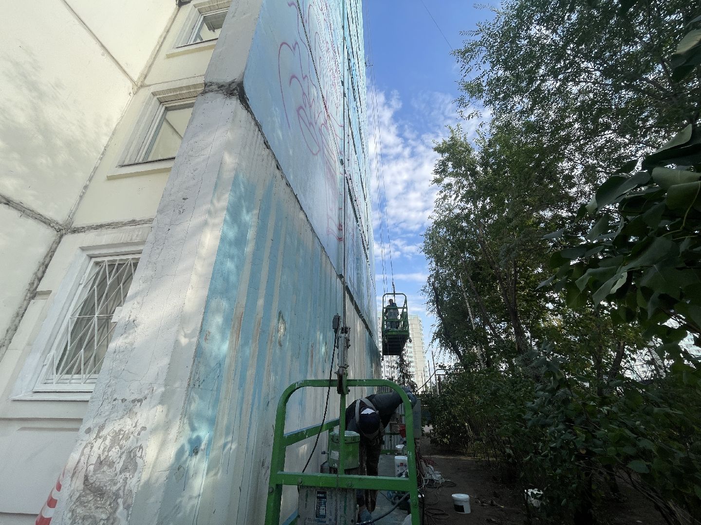 Рисунок, мурал, жители, дом