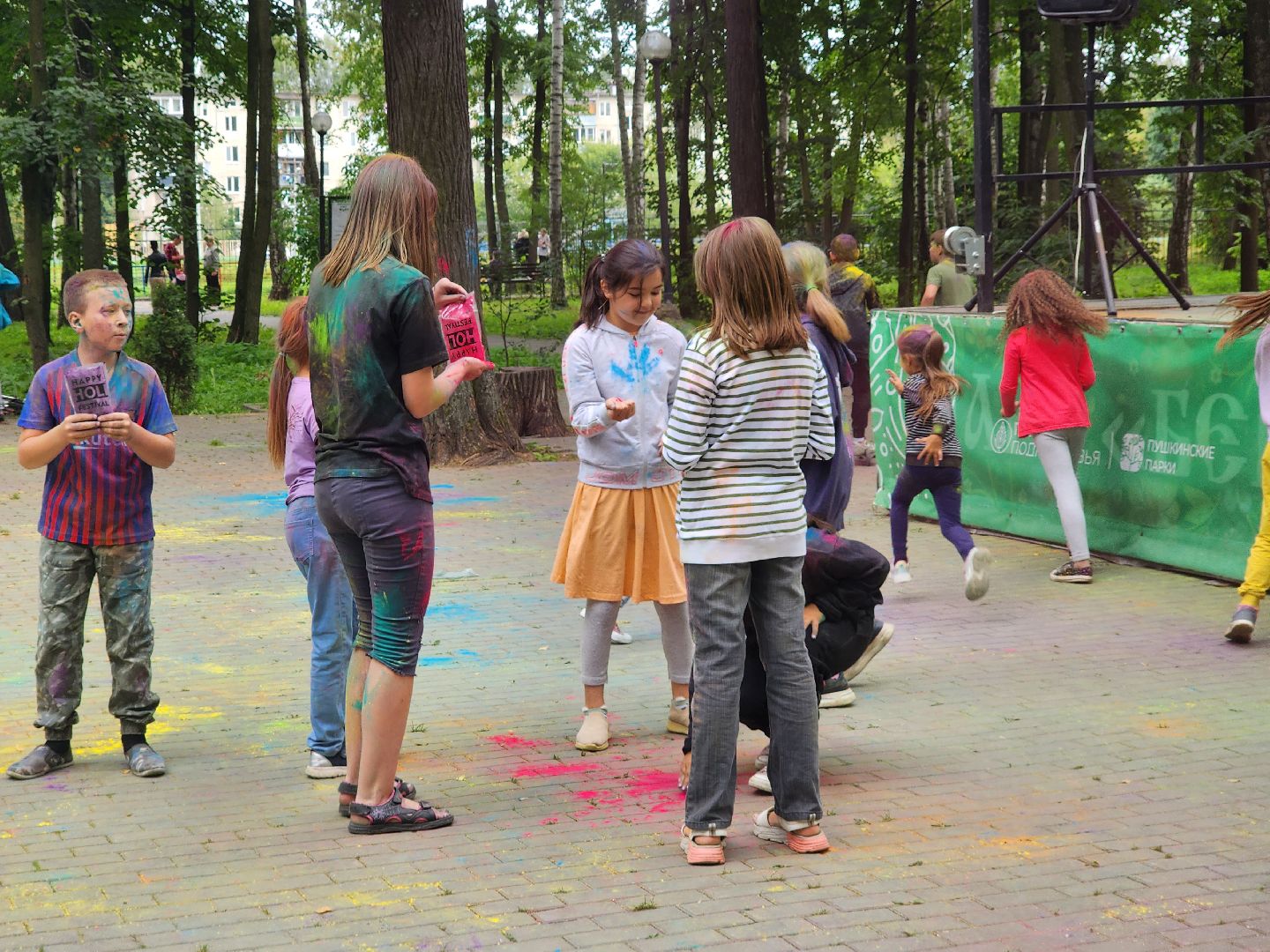 город танцует в парках, пушкино, праздник, день города,