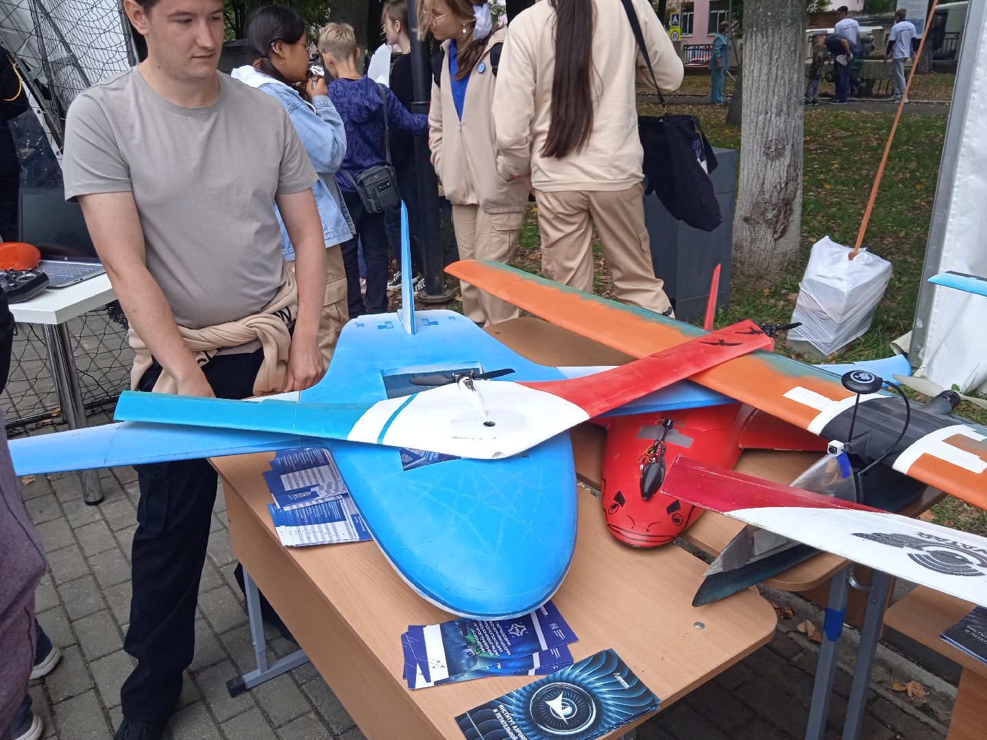 ДАКС, детский, авиакосмический, салон, ДК, Прохоров, Терюшков, Волк