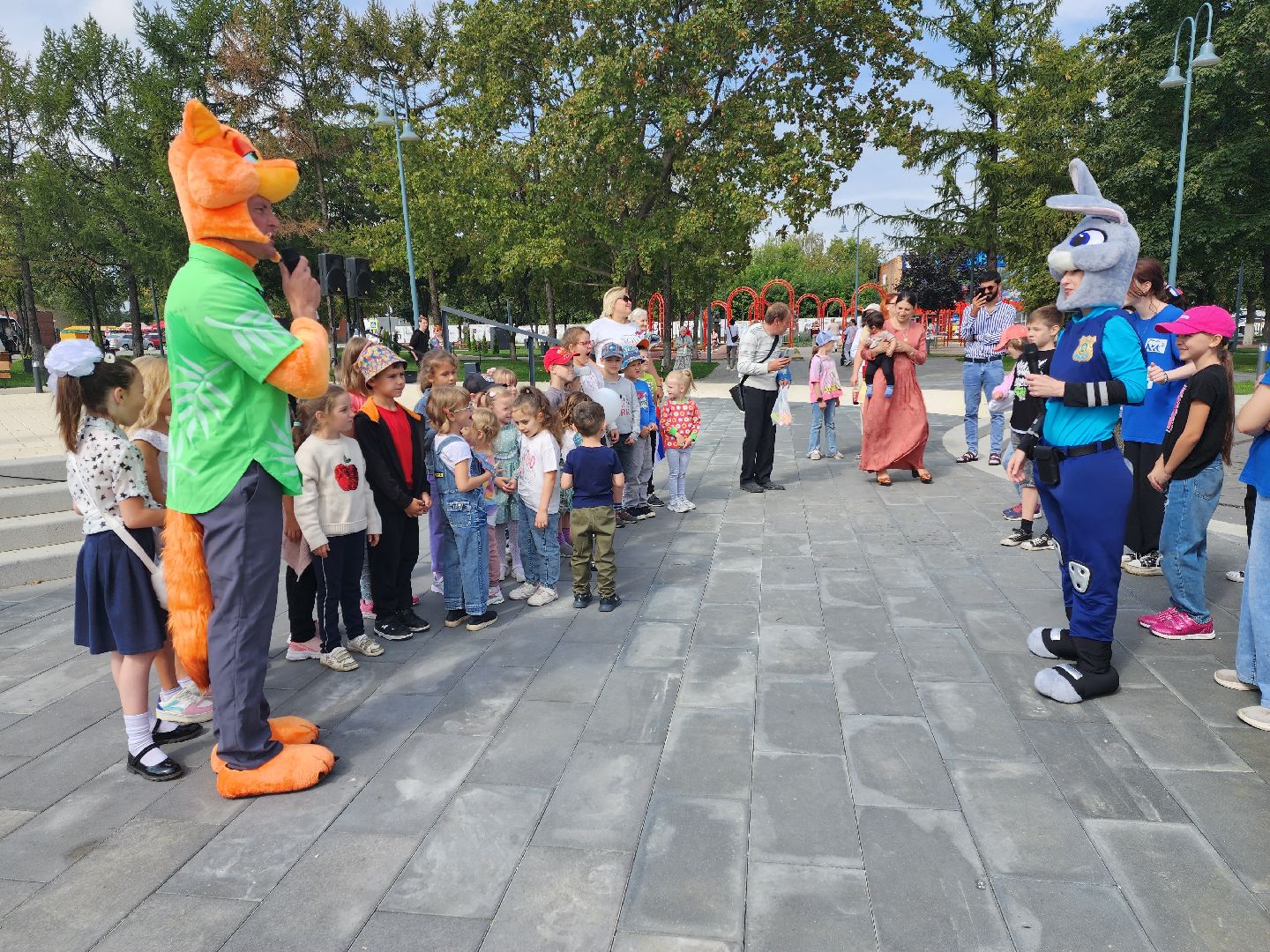 Бронницы, общество, День Российского флага, праздничная программа для детей