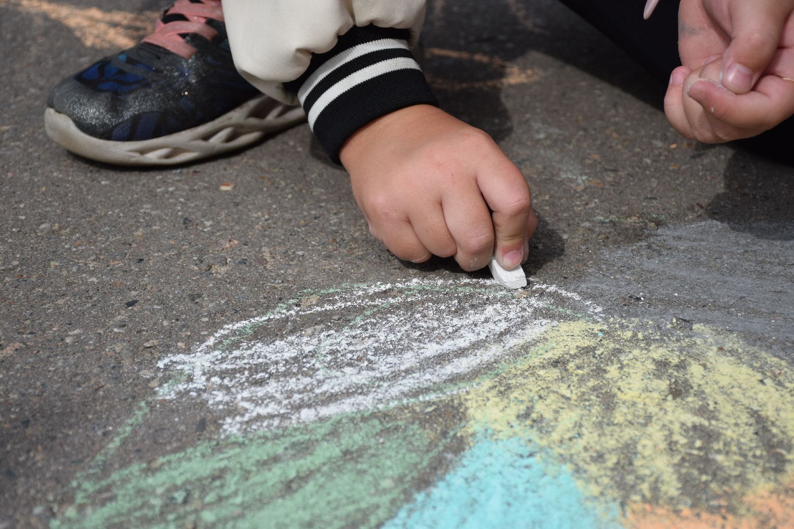 Павловский Посад, городской округ Павловский Посад, люди, парк, лето, дети, рисунки