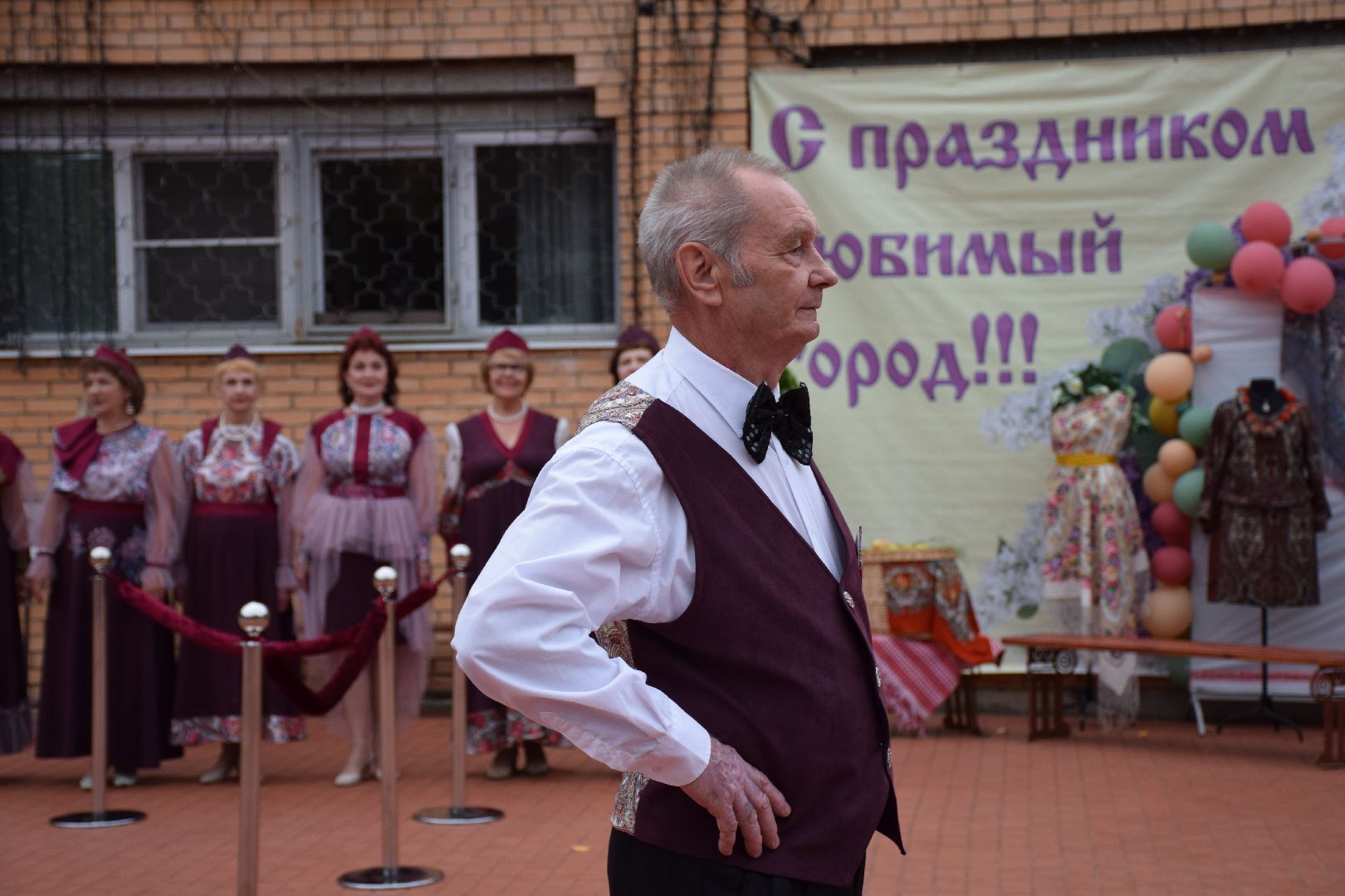 Павловский Посад, городской округ Павловский Посад, люди, город, парк, платки, наряды, активное долголетие